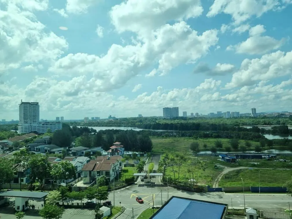 Aparthotel Ezzyhome Puteri Square Johor Bahru