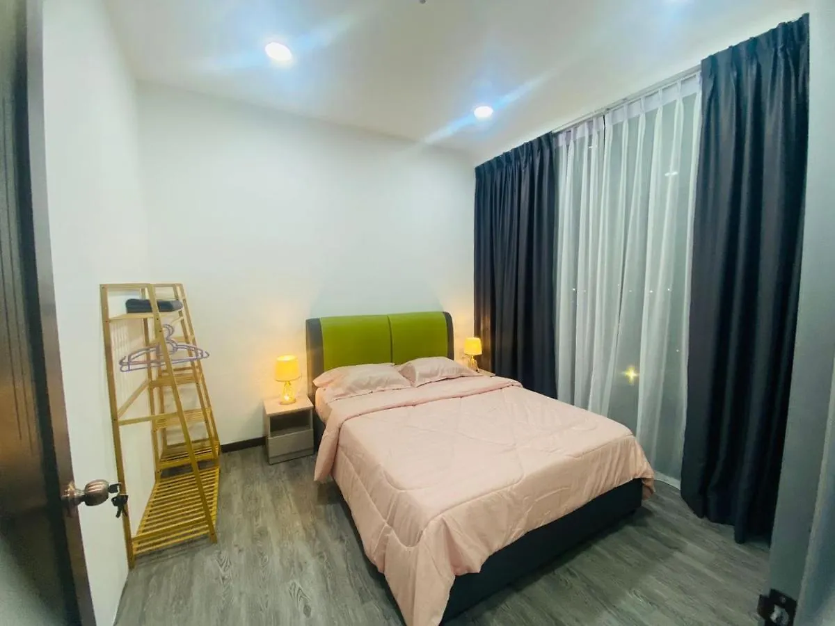 Ezzyhome Puteri Square Johor Bahru 0*,  Malajsie